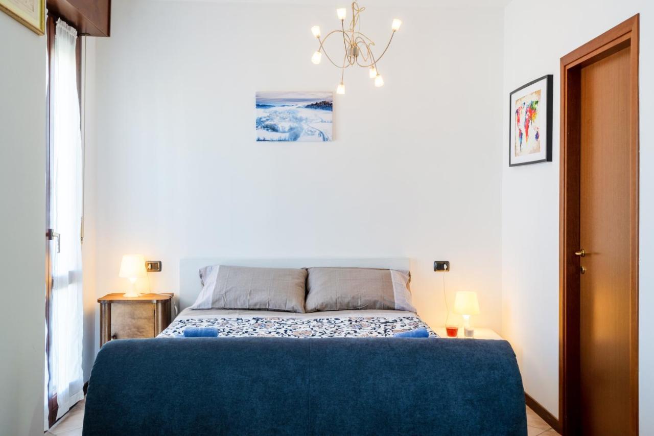 Parma Fiere Studio Con Parcheggio E Balcone Apartment Exterior photo