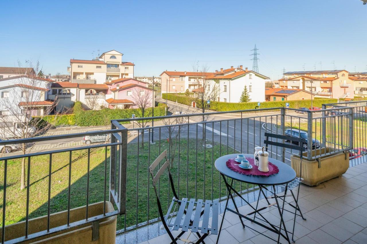 Parma Fiere Studio Con Parcheggio E Balcone Apartment Exterior photo